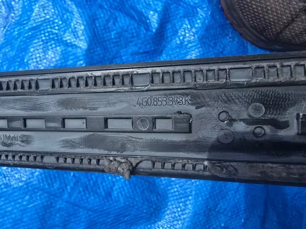OEM 4G0853373K Sabot Avant Gauche Audi A6 image 3