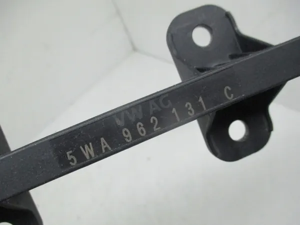 VW ID4 Antennförstärkare Keyless 5FA234430 5WA962131C image 4