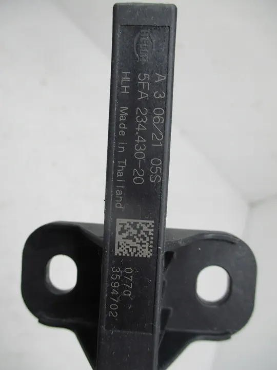 VW ID4 Antennförstärkare Keyless 5FA234430 5WA962131C image 5