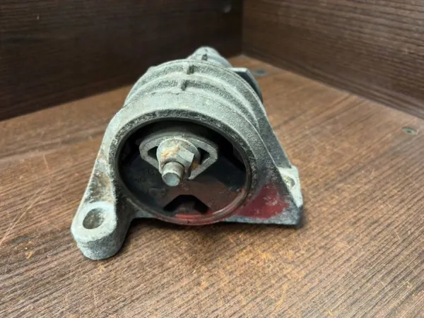 Soporte de caja cambios lado izquierdo OEM 1335125080 Peugeot image 3