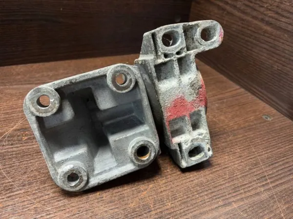 Soporte de caja cambios lado izquierdo OEM 1335125080 Peugeot image 5