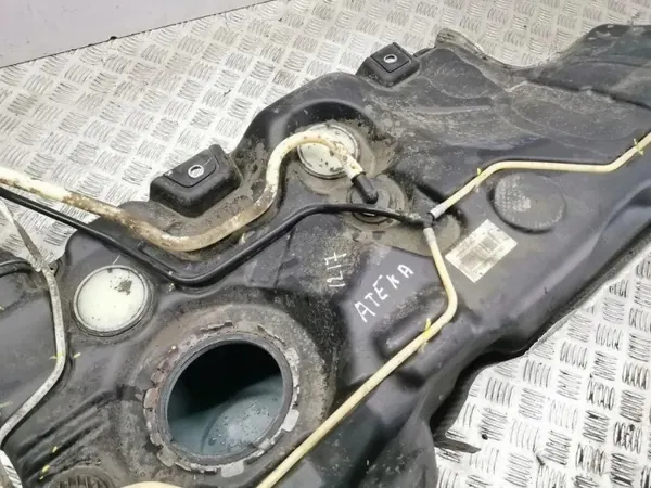 Réservoir carburant SEAT Ateca 2017 OEM 5Q0201021SH image 7