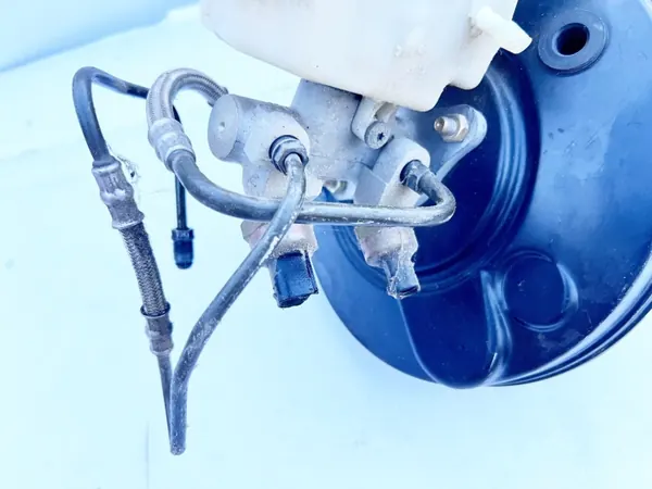 Pompe de servofrein BMW OE 6755277 pour E46 Série 3 image 5
