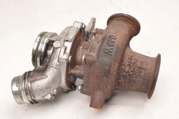 Turbo BMW 2.0D F20 F30 F10 X1 X3 OEM 8513640 image 6