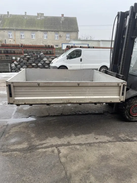VOLKSWAGEN T5 04- PAKA ZABUDOWA DOKA - Usado image 3