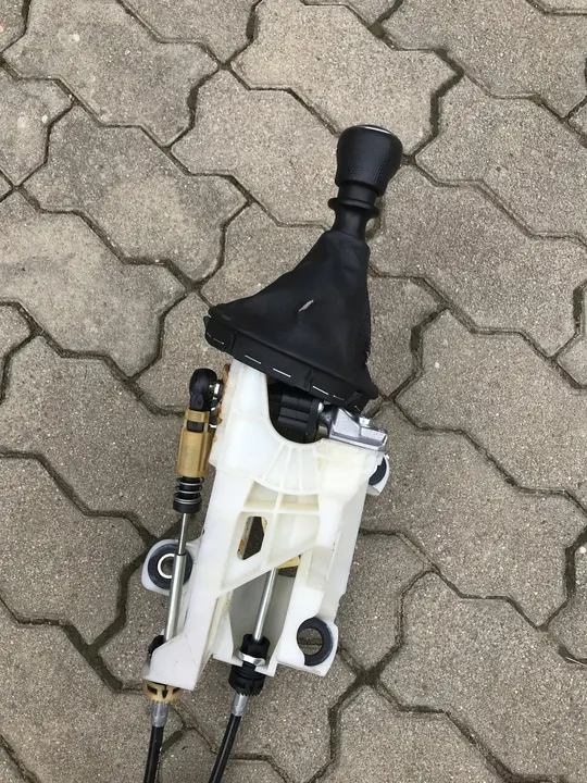 Manuaalivaihteiston valitsin 5 vaihdetta VW T5 Lift image 5