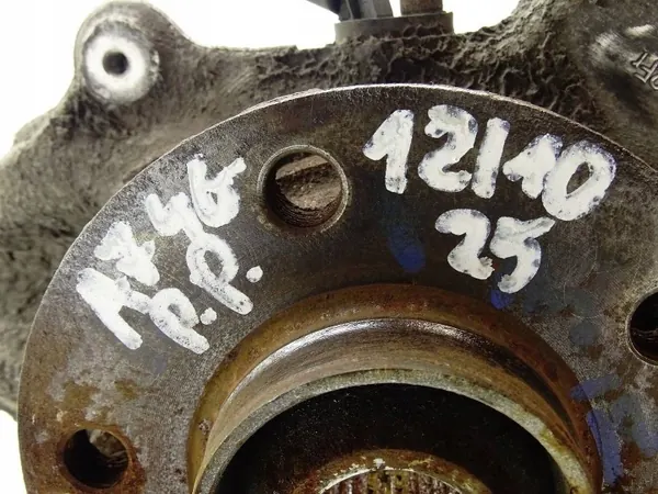 Audi A4 B8 höger framknä OEM 8K0407258G image 5