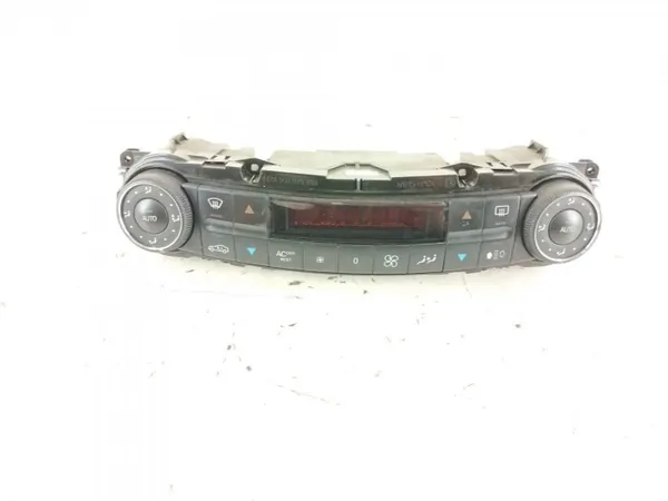 Mercedes-Benz A2118300685 Klimapanel Gebraucht image 2
