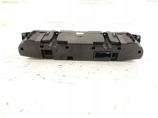 Mercedes-Benz A2118300685 Klimapanel Gebraucht image 7