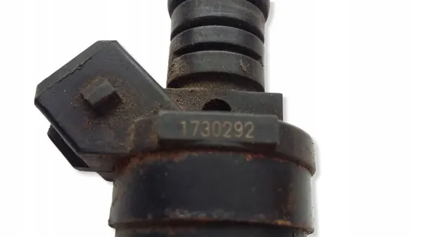 Gebrauchte BMW OE 1730292 Einspritzteile für 7 E32 image 2