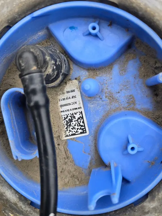 Tanque de Combustível VW Atlas Bomba EUA 3.6 V6 3QF201021AD image 2