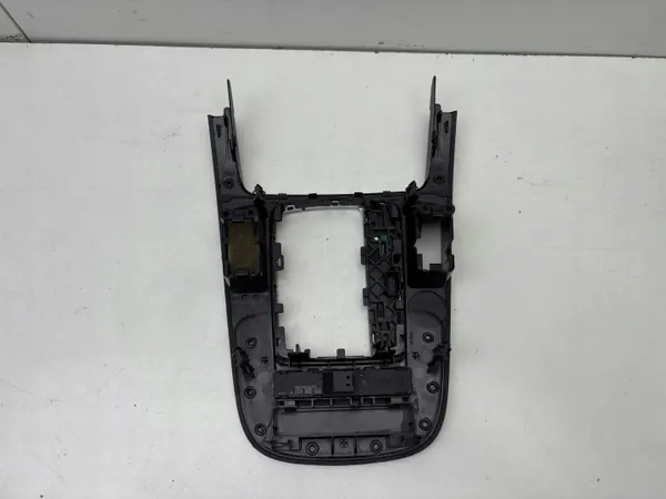 Audi Q5 SQ5 2009 vasen vipukehys OEM 8R0959673A image 4