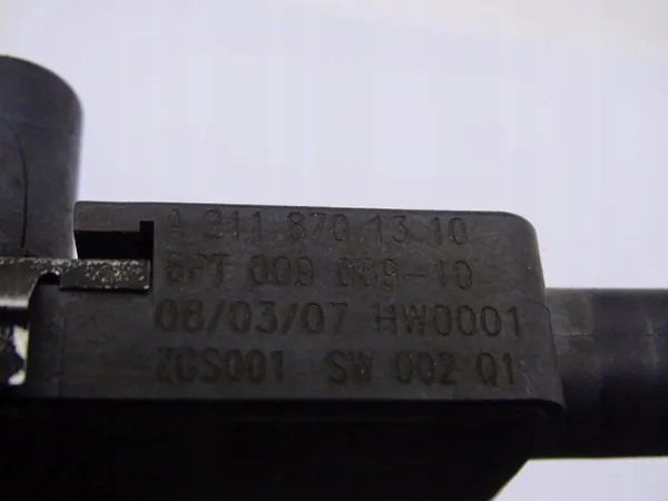 Mercedes S-Class W221 Twilight Sensor OEM A2118701310 image 4