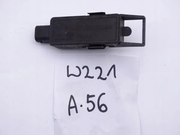 Mercedes S-Class W221 Twilight Sensor OEM A2118701310 image 5