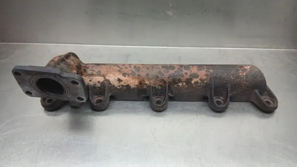 Pakoputken Keräin OEM VOLVOMAR-137945-504092115 image 5