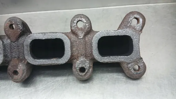 Pakoputken Keräin OEM VOLVOMAR-137945-504092115 image 9