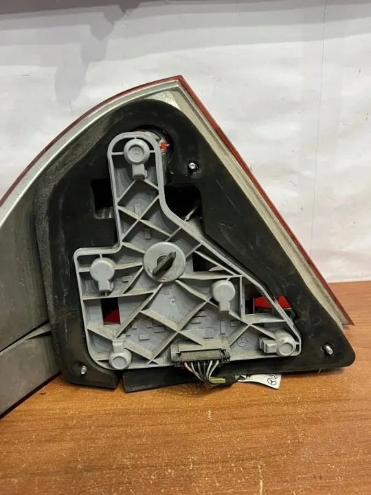 Panneau arrière carrosserie OEM D2924 Mercedes-Benz C W203 image 4