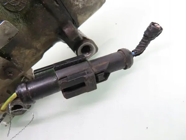 Ford OE 2S61-19D629-AE Ilmastointikompressori image 4