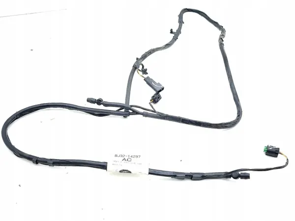 Tuyau lave-glace Land Rover Evoque I 2013 OEM BJ3214297 image 2