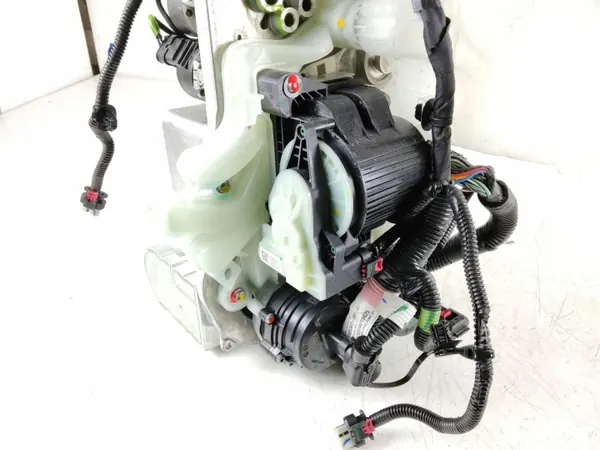 Chauffage liquide Tesla Model S OEM 175011900A image 10