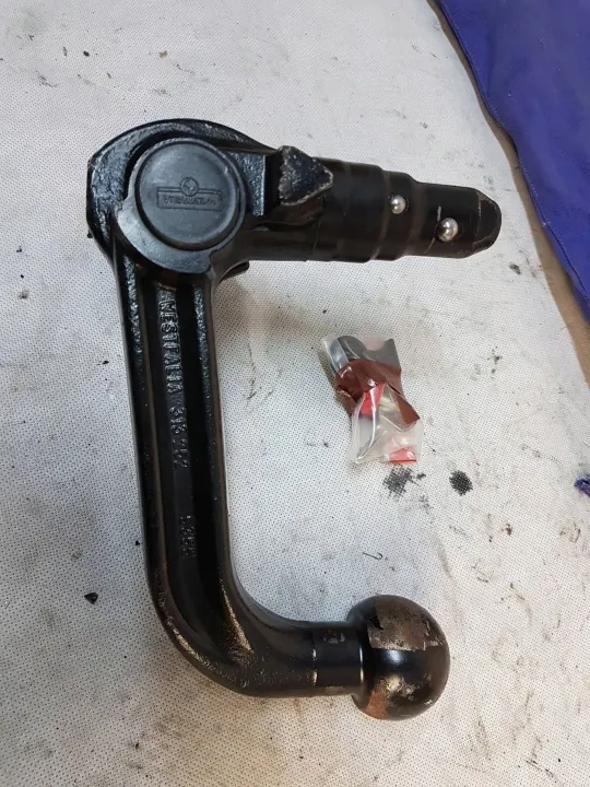 Enganche Desmontable Westfalia OEM 313252 Usado image 5