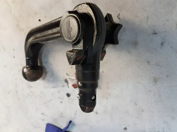 Enganche Desmontable Westfalia OEM 313252 Usado image 7