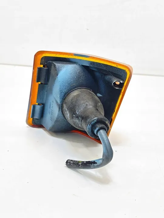 VW T3 Transporter Indicador Frontal Esquerdo OEM 251953141A image 2