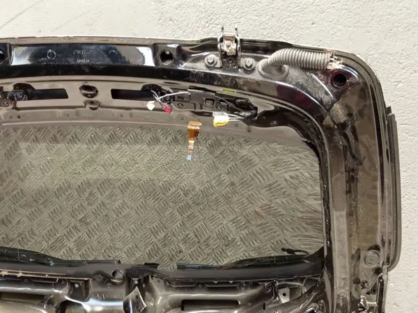 BMW 1 F40 achterklepglas - OEM onderdeel image 8