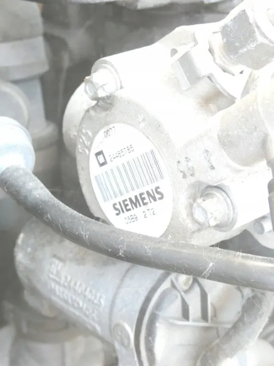 Hogedruk brandstofpomp Opel Vectra C OEM 24465785 image 5