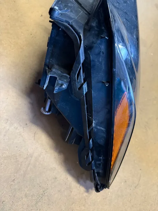 Faros izquierdo Lexus NX Europa image 2