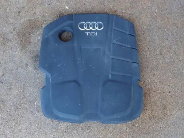 OEM 04L103925P Moottorikansi Audi 2.0 TDI:lle image 2