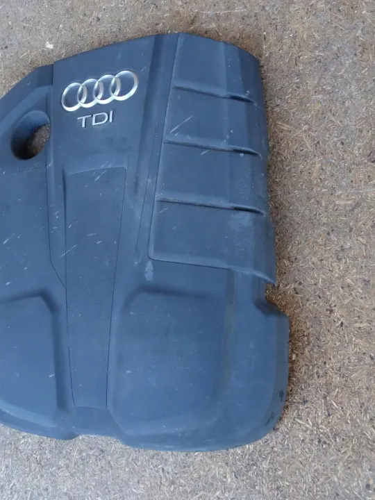 OEM 04L103925P Moottorikansi Audi 2.0 TDI:lle image 3