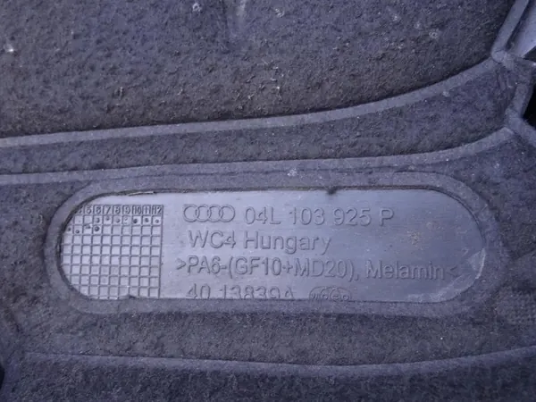 OEM 04L103925P Moottorikansi Audi 2.0 TDI:lle image 5
