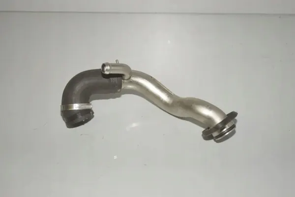EGR-putki OEM 11537581873 BMW 5 Touringille image 2