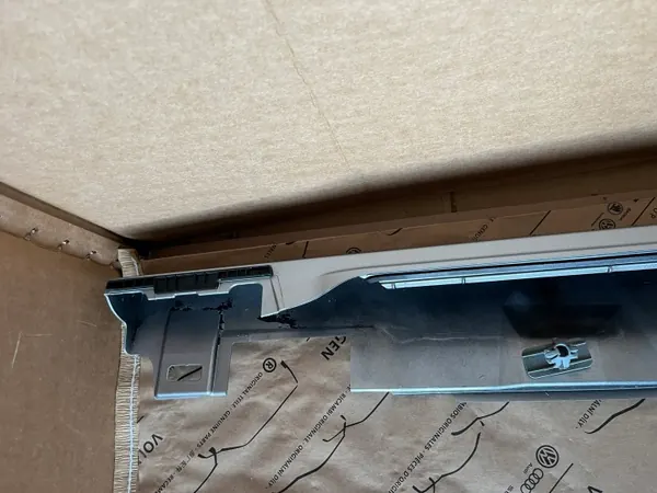 Audi A7 C7 S Line tröskel OEM 4G8853860J 2017 image 6