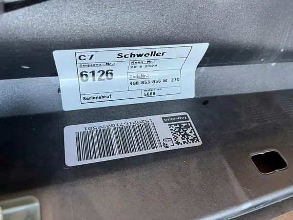Audi A7 C7 S Line tröskel OEM 4G8853860J 2017 image 9