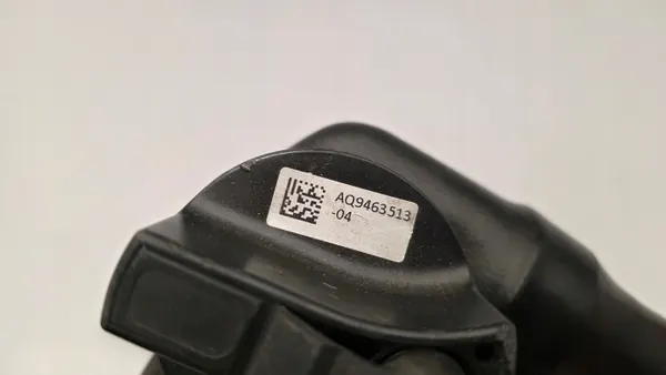 Peräkärkikytkin OEM 9463513 BMW X1 F48:lle image 5