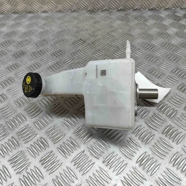 Bromsbehållare OEM 1643581480 för Peugeot 2008 II image 2
