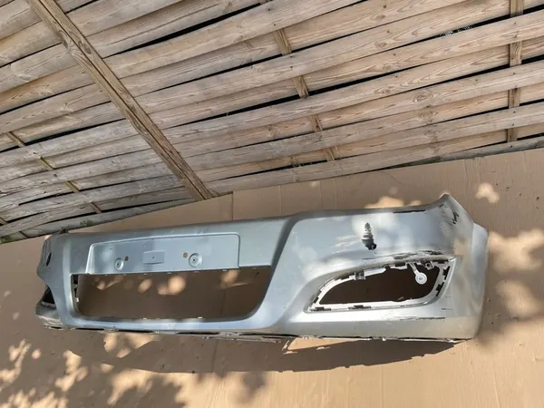 Paraurti anteriore Opel Astra H 04-14 image 3