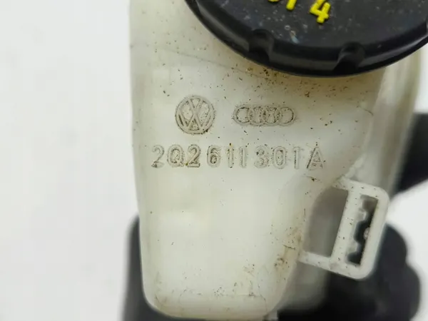 Audi Bromsvätskebehållare OEM 2Q2611301A - Begagnad image 8