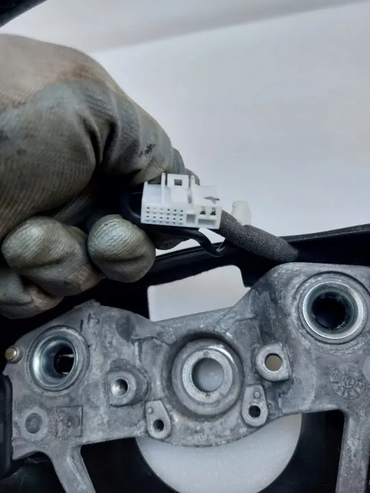 Volant chauffant cuir KIA CEED II OEM image 7