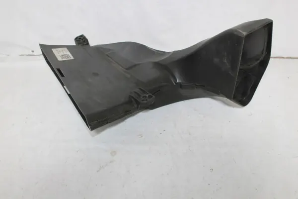 Audi Q5 80A ilmanottoletku OEM 80A129618 image 3