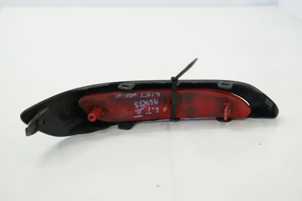 Toyota Auris II achterbumper reflector links OEM 52153WLH image 3