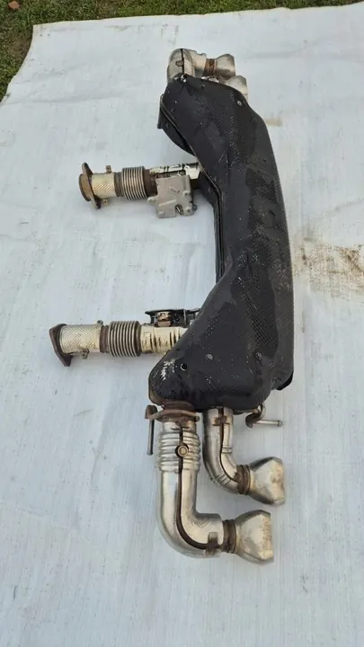 Sistema de escape Chevrolet Corvette C8 84896568 image 5