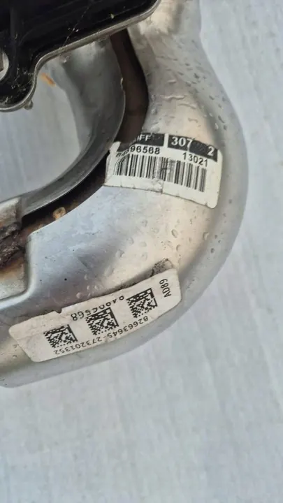 Sistema de escape Chevrolet Corvette C8 84896568 image 8