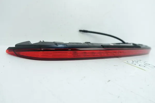 Kia OEM 92700-J7300 Derde Remlicht voor Xceed 2019- image 4