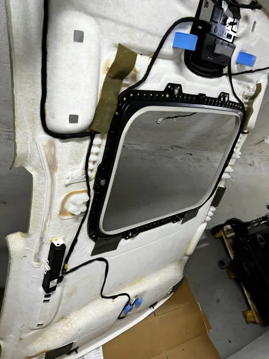Plafonnier Ford Fusion OEM iscarparts - État utilisé image 6