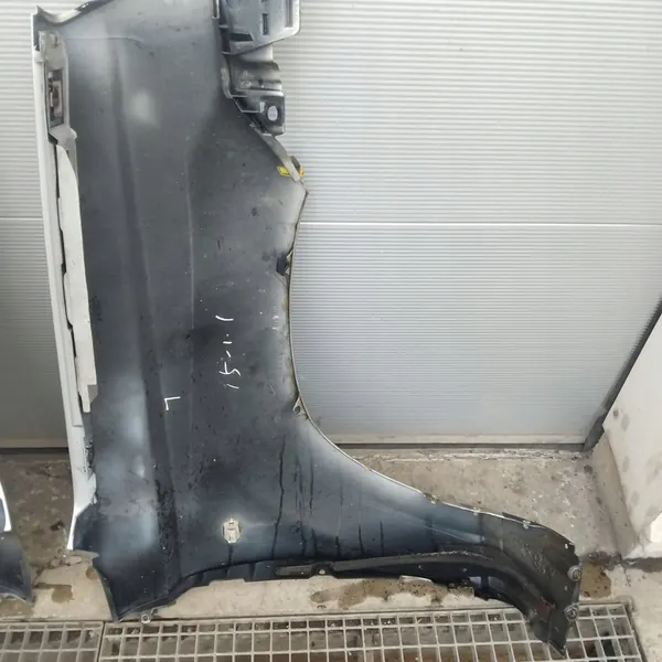 Fram vänster höger skärm Nissan X-Trail I T30 KY0 image 10