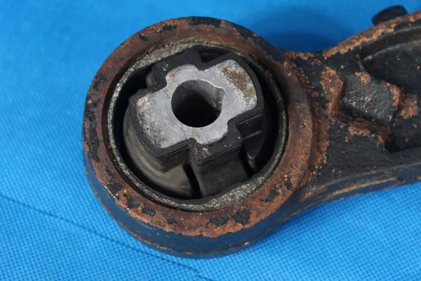 FIAT DUCATO III Braccio Oscillante Anteriore Sinistro 2014 OEM 1352228080 image 4