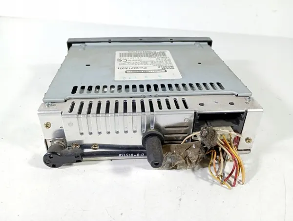 Peugeot OEM M1S245 DOM 00020305 Radio - Gebruikt, Geen Code image 4